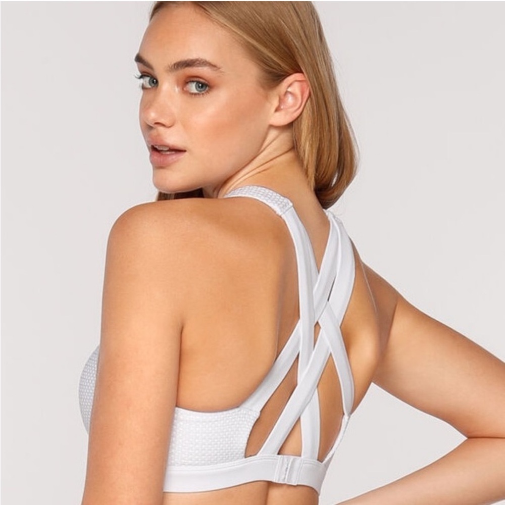 Lorna Jane Delphine Sports Bra in White